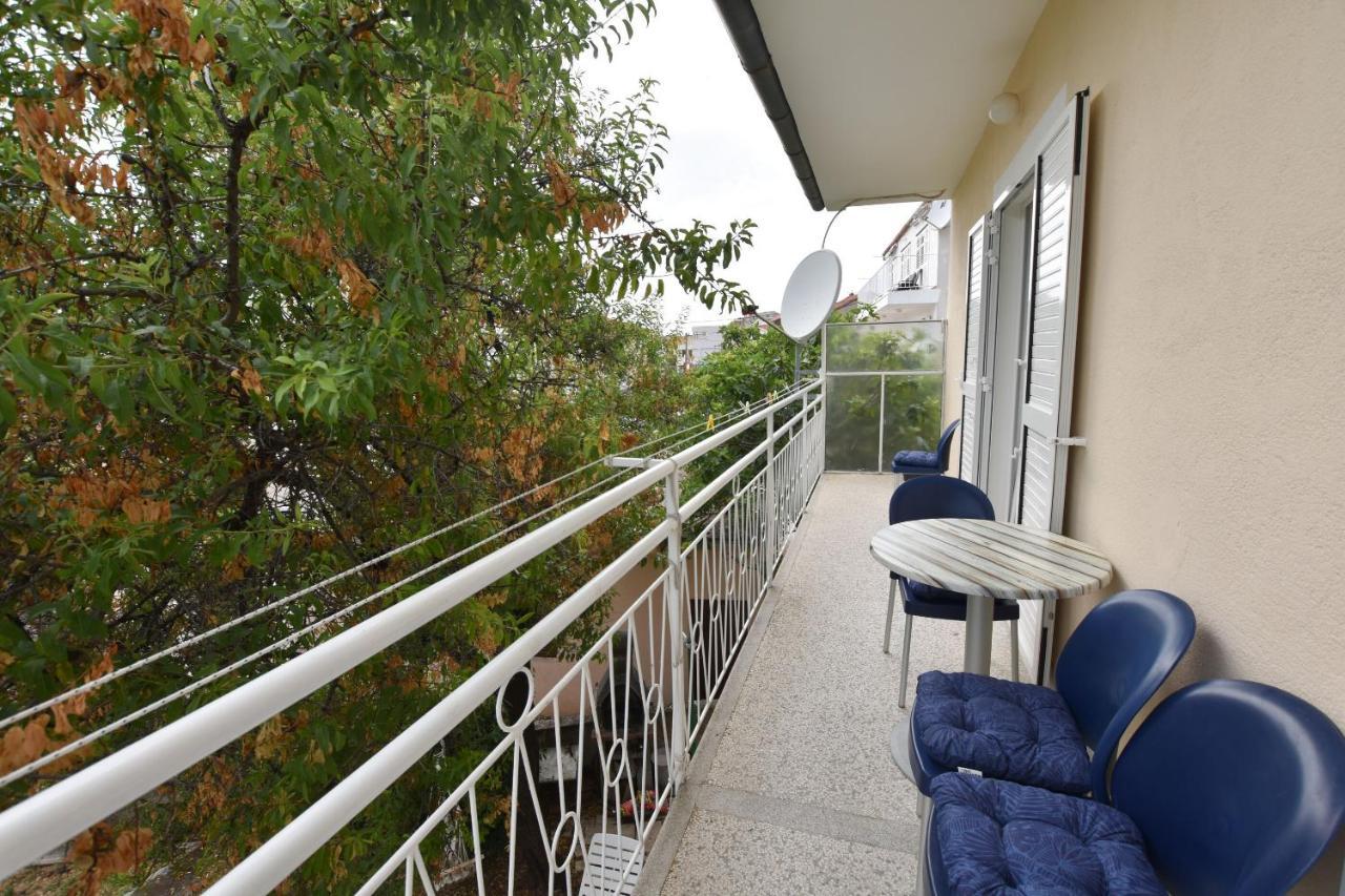 Apartments Dragica Primosten Exterior photo
