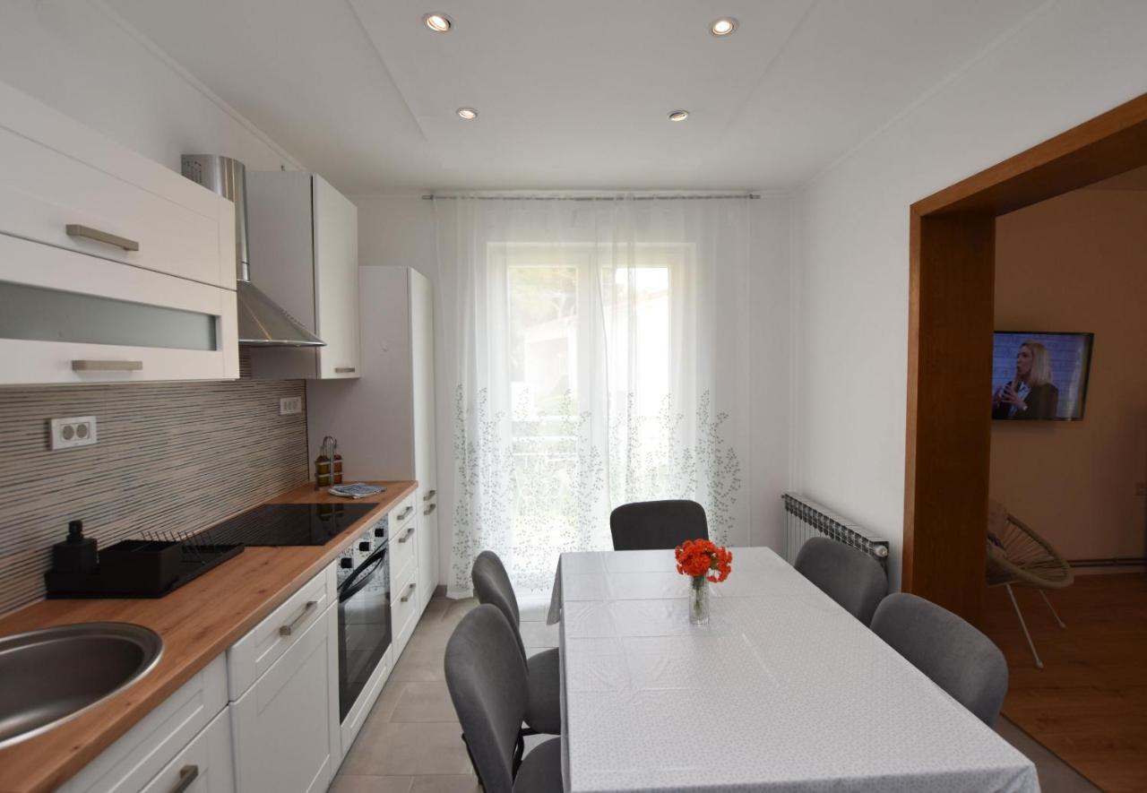Apartments Dragica Primosten Exterior photo