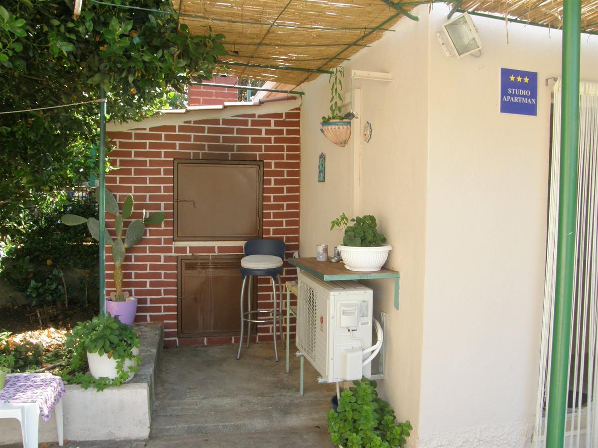 Apartments Dragica Primosten Exterior photo