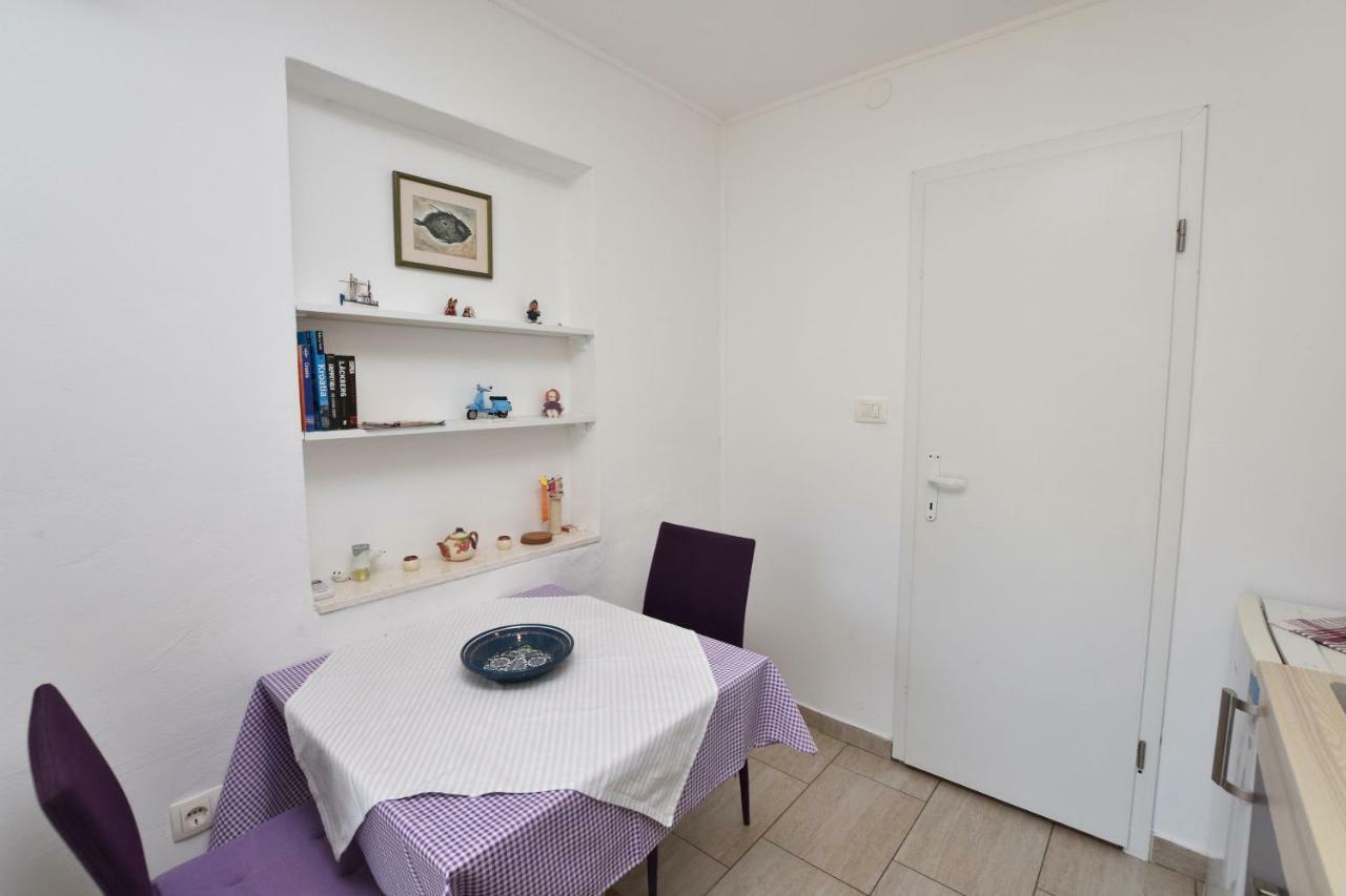 Apartments Dragica Primosten Exterior photo