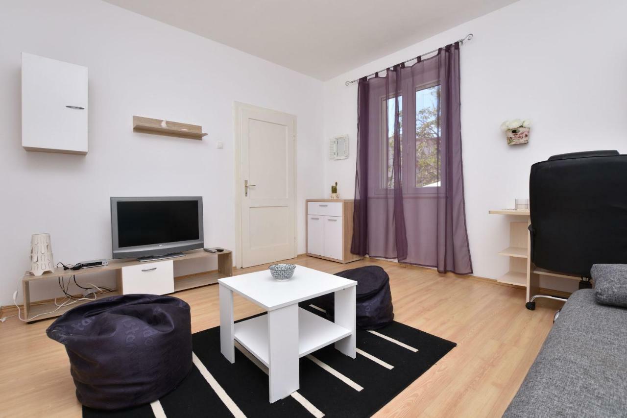 Apartments Dragica Primosten Exterior photo