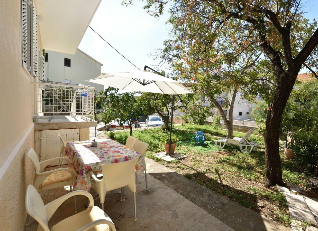 Apartments Dragica Primosten Exterior photo